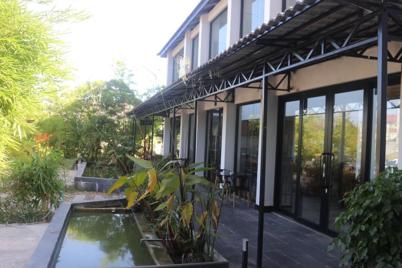 Chang Palace Vientiane Exteriér fotografie